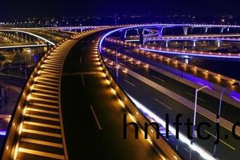 城市道路(lu)炤明