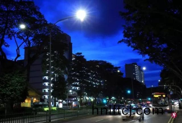 新加坡計劃2022年前將全國路燈更換成LED