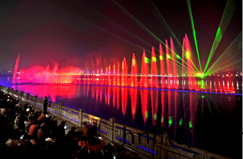 “大美江油•韻律涪江”水上音樂噴泉燈光秀(xiu)
